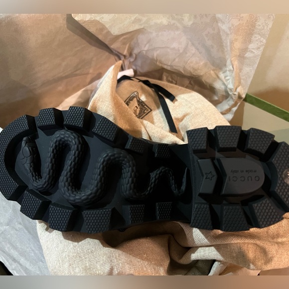 New Gucci boots GG monogram Crystal Buckle Black Ankle Combat Boots 38/ US 8 - Picture 9 of 10